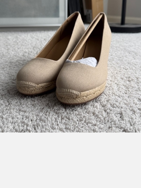 J. Crew Factory Shoes - J. CREW Women's Beige Espadrille Wedge Pumps